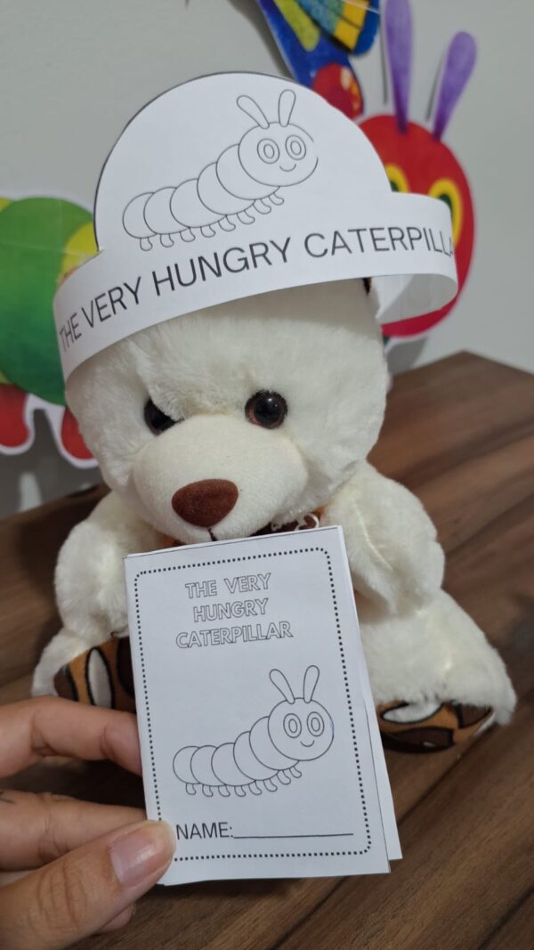 Painel – WELCOME BACK TO SCHOOL – THE VERY HUNGRY CATERPILLAR – Teacher ...