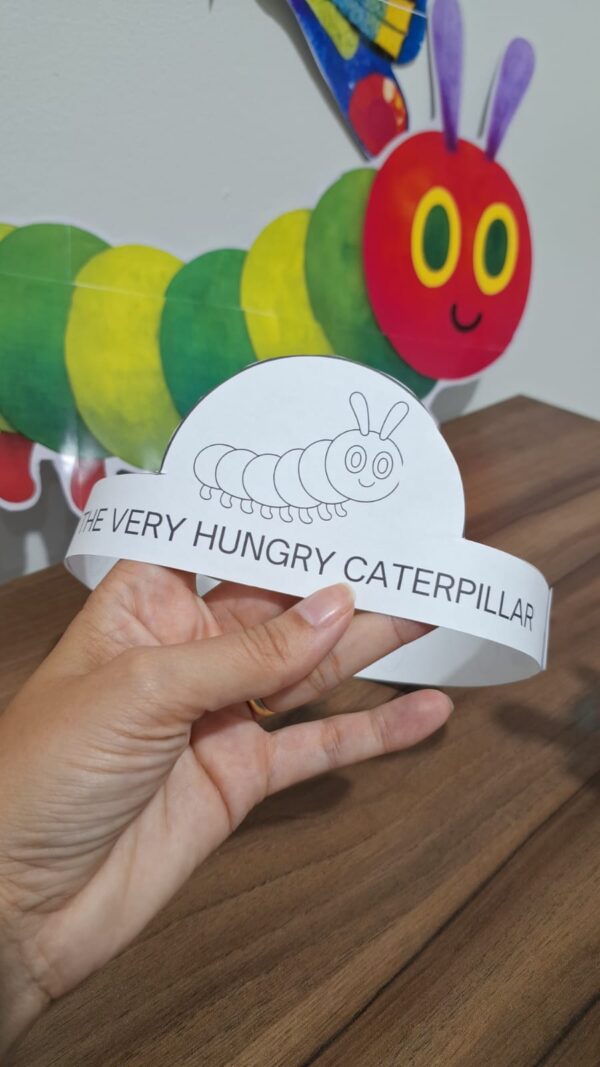 Painel – WELCOME BACK TO SCHOOL – THE VERY HUNGRY CATERPILLAR – Teacher ...